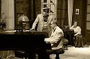 Сцена из спектакля