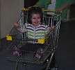 ребенок в тележке