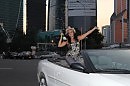 с шапмусиком в тачке