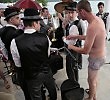 Разрешите постучать...