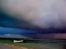 Лодка и море
