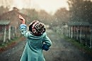 Снежинки тают на ладони акростих