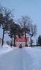 Сырой листвой перебродив, в снега укуталась природа
