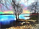 На реке вечерком всякое бывает