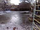Во дворе большая лужа. Автор текста- dvart