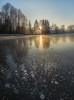 Воздушные пузыри во льду.