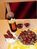 вино и клубника
