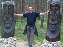 В ЗАПОЕ С УПОЕНИЕМ ОКУНУЛСЯ В БИБЛИОТЕЧНЫЙ МИР ПОЭТА ЭКС ДИНОЗАВРА ВСЕ ТЕМЫ НО ОЩУЩЕНИЕ ЧТО ОН ОДИНОКАЯ ЖЕРТВА ДАЖЕ ПРОСЛЕЗИЛСЯ  НО ЭНЕРГЕТИКА ОЧЕНЬ ПРОЧНОГО СОЦИАЛЬНОГО ИНДИИИИВИДУМА