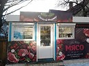 Палатка с мясом свежего фермера.
