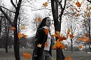 Листья падают.