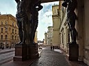 О чем молчат атланты Эрмитажа