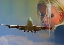 ЗАКРУЖИЛА ЖИЗНЬ, РАЗБРОСАЛА