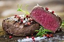 Мясо с кровью